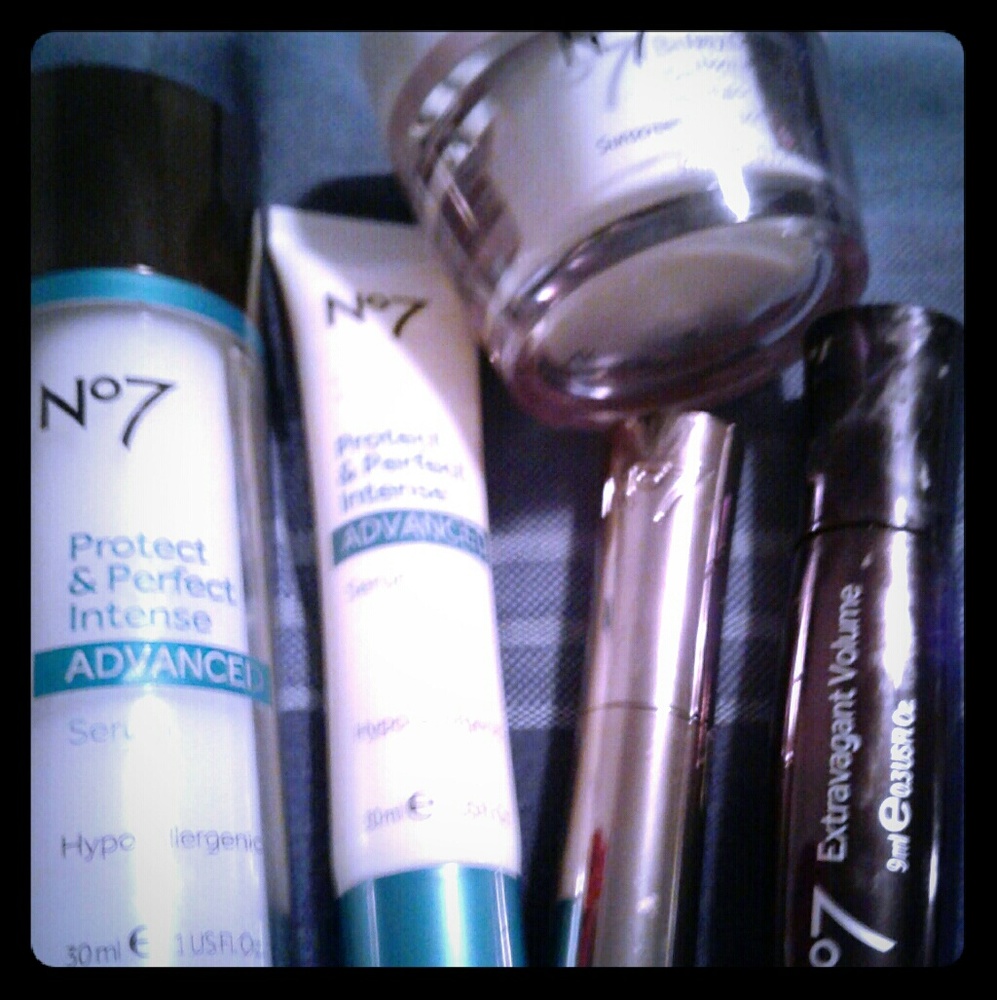 Boots no.7 skincare and 2 bonus cosmetics